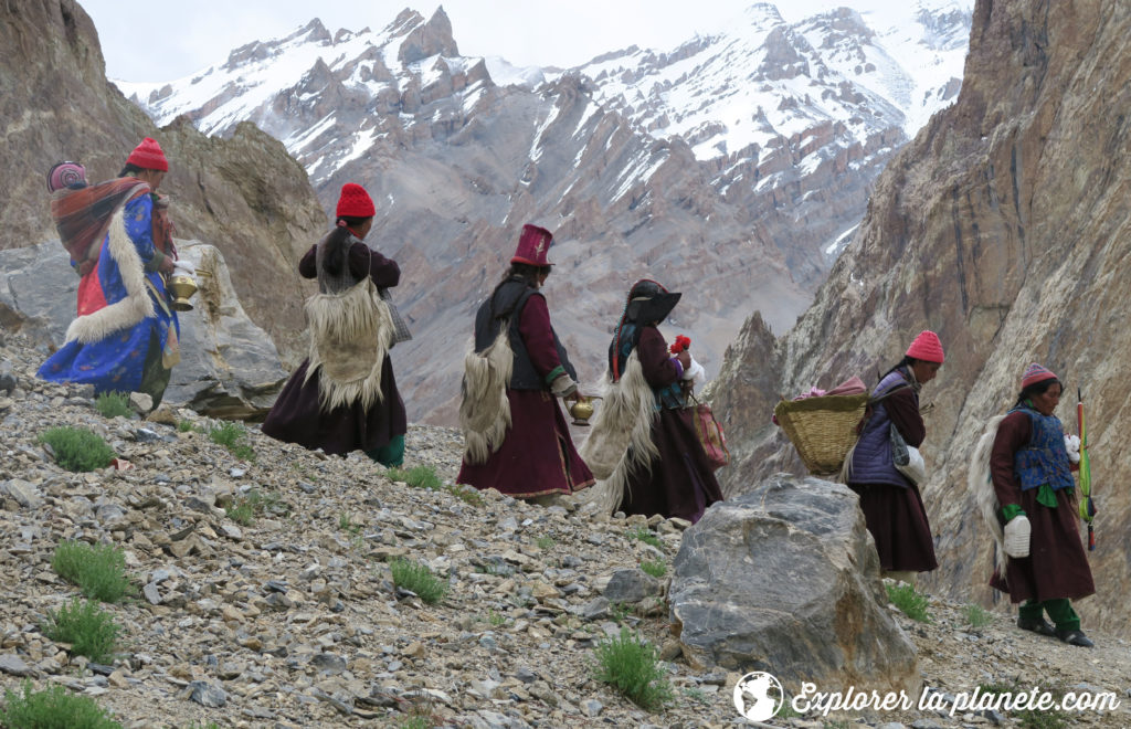 Grande traversee du Zanskar - puja de Photoksar 2