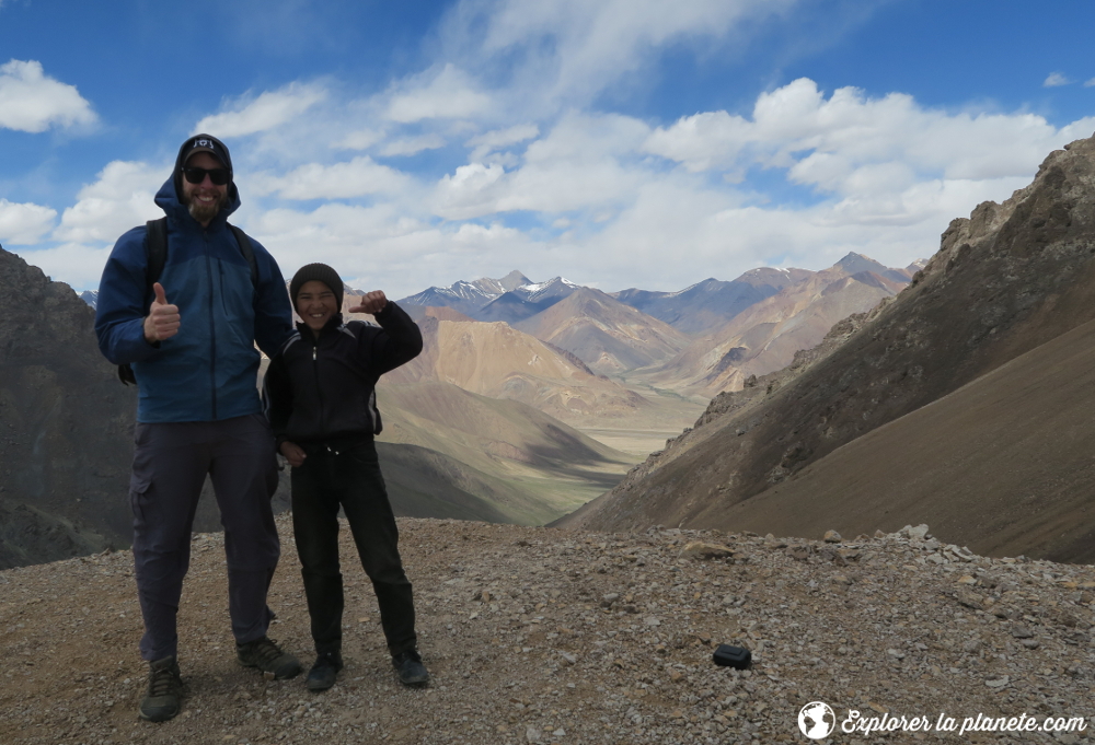 Au sommet du col de Gumbezkul au Tadjikistan