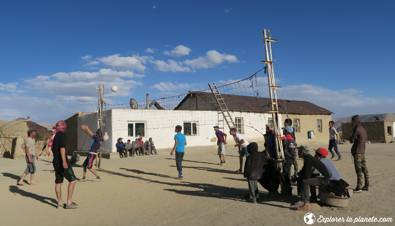 Partie de volley ball à Bulunkul