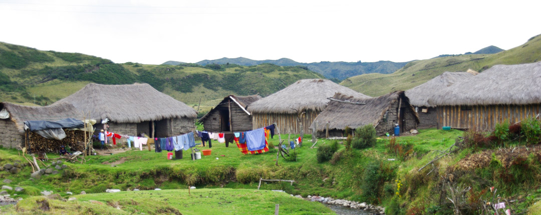 Village de Pinan dans la réserver écologique de Cotacahi Cayapas en Équateur