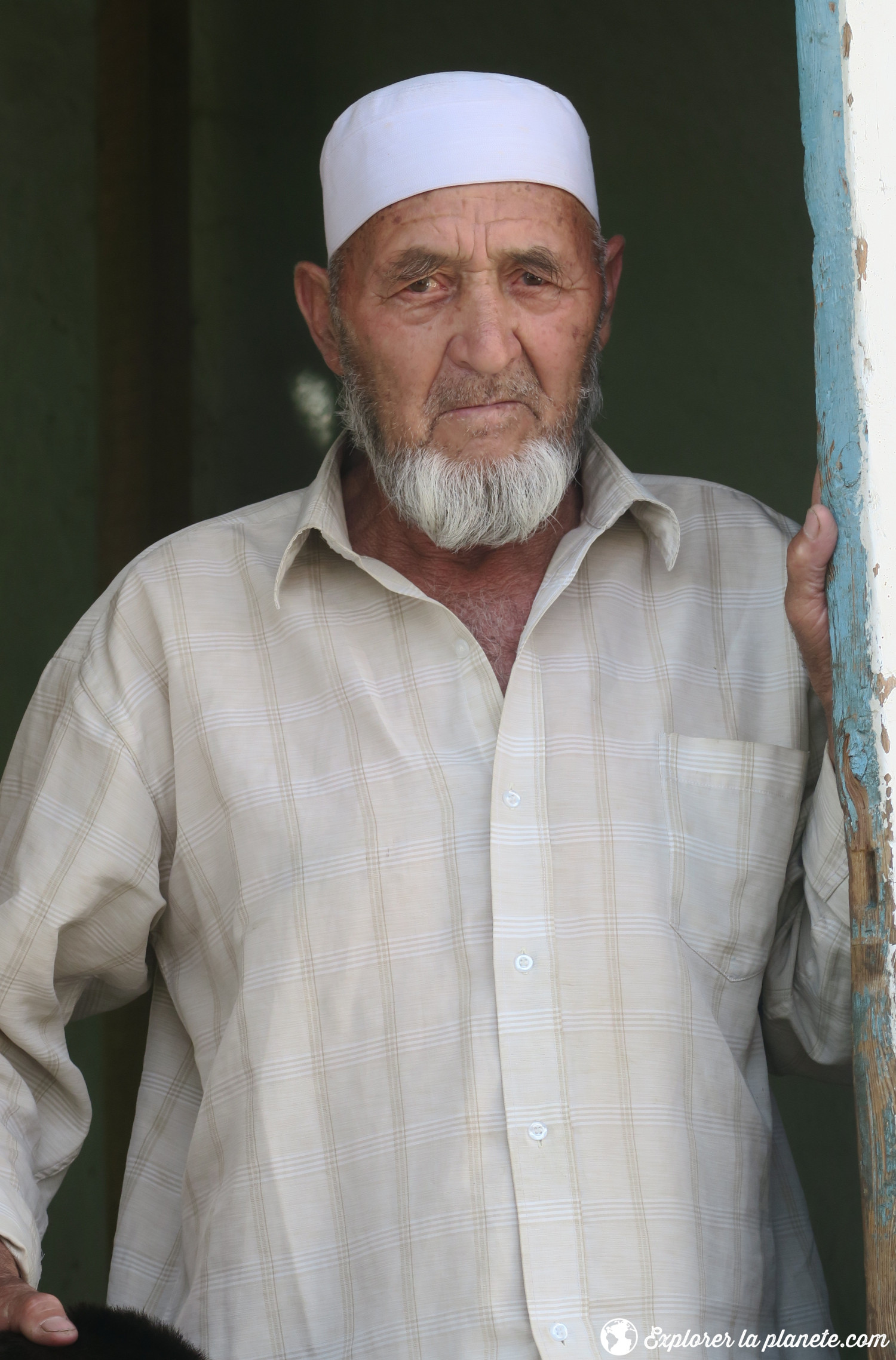 Vieil homme musulman au Tadjikistan