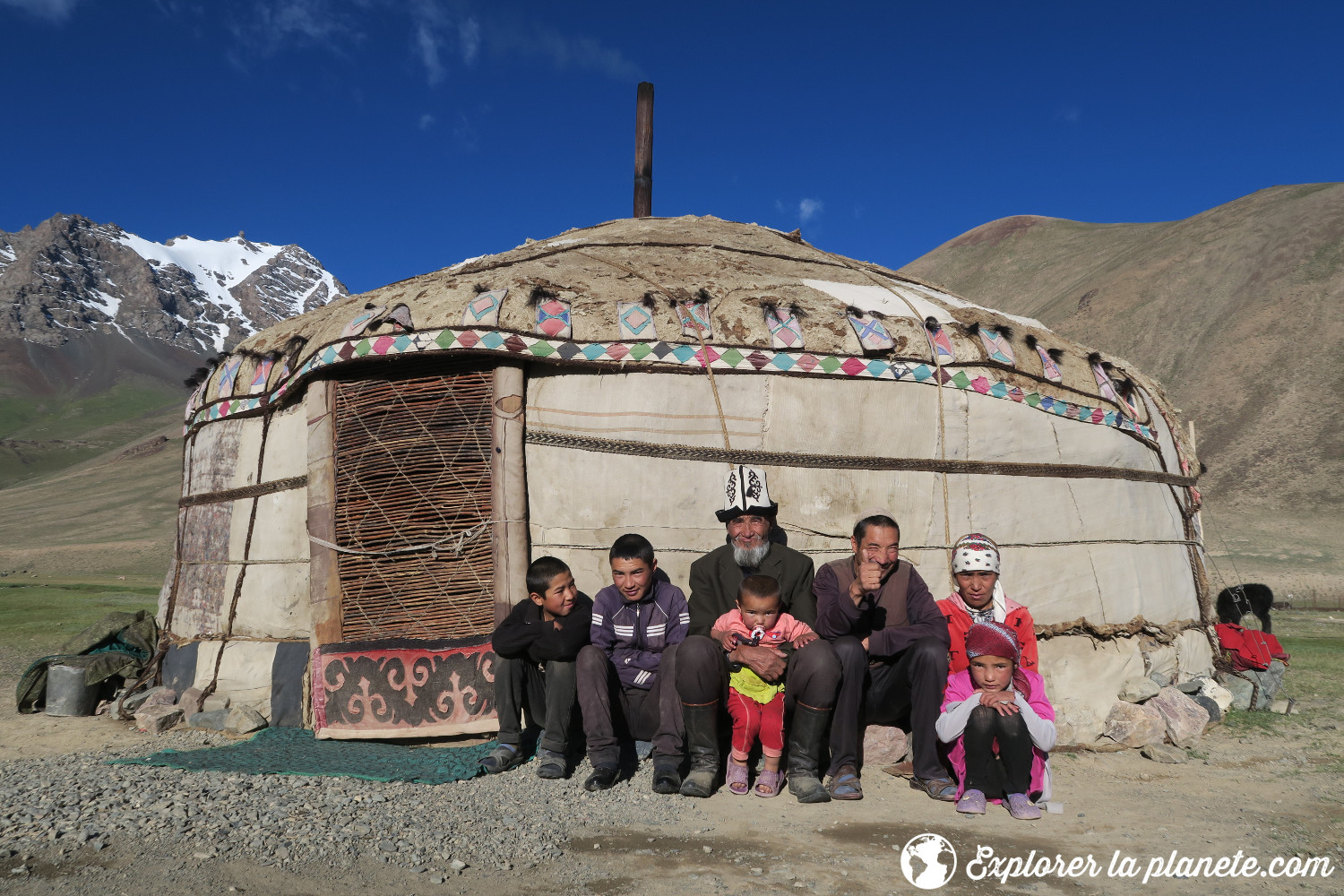 Famille kirghize dans la vallée de Pshart.