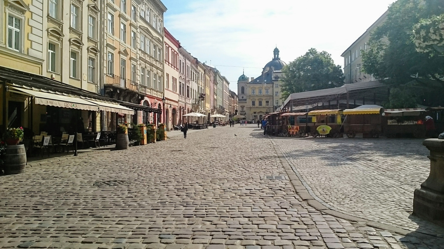 Grande place de Lviv en Ukraine Destinations en dehors des sentiers battus