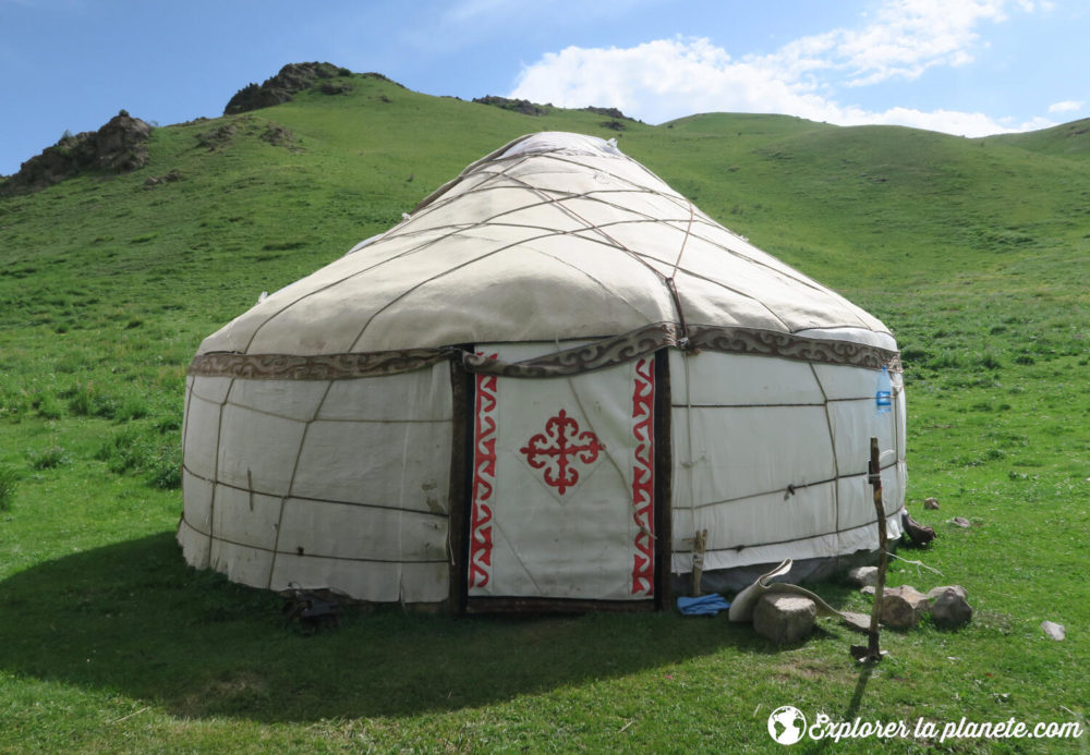 Une yourte à Kilemche au Kirghizistan.